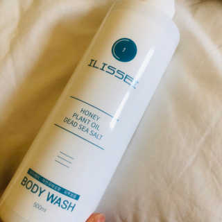 일리세이 허니 샴푸 500ml + 허니 바디워시 500ml 세트 — 5점을 준 리뷰어가 2020년 4월 올린 사용 사진