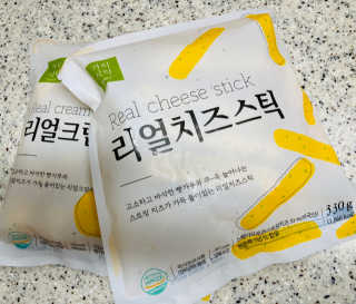 가치식탁 리얼치즈스틱, 리얼크림치즈볼 — 4점을 준 리뷰어가 2020년 10월 올린 사용 사진