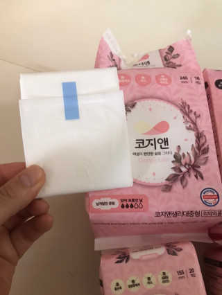 코지앤 생리대 체험 패키지 — 3점을 준 리뷰어가 2020년 10월 올린 사용 사진
