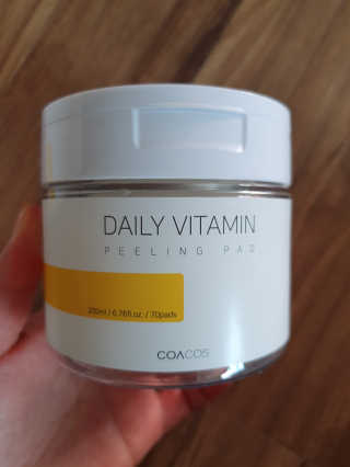 [코아코스] 데일리 비타민 필링패드 70매 200ml — 5점을 준 리뷰어가 2020년 5월 올린 사용 사진