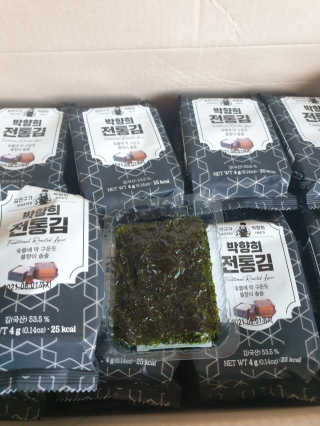 김연구가 박향희 박향희 불향솔솔 전통김 or 매운김 — 5점을 준 리뷰어가 2020년 6월 올린 사용 사진