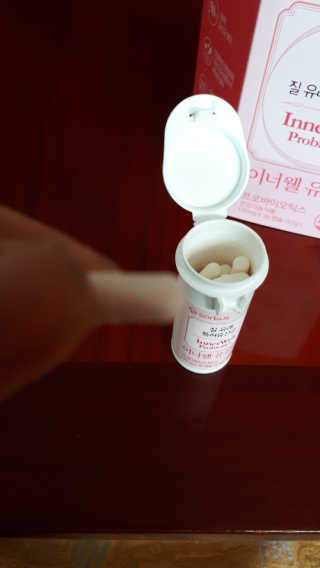 소버스 이너윌 유산균 — 5점을 준 리뷰어가 2020년 7월 올린 사용 사진