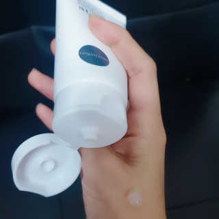 냉장고에 넣어요, 붉은 트러블 피부 다음날 진정되요 [버진팜스 푸딩수딩아토] — 4.5점을 준 리뷰어가 2020년 12월 올린 사용 사진