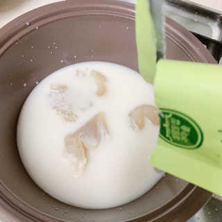 한촌몰 설렁탕집 가마솥 도가니탕 350g x 2팩 — 5점을 준 리뷰어가 2020년 8월 올린 사용 사진