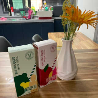 멜로아티톡스 애플비트, 진저라임 상큼하게 가벼워질 땐 멜로아티톡스 애플비트 진저라임 — 3.5점을 준 리뷰어가 2020년 5월 올린 사용 사진