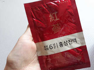 서울약사신협_New프리미엄6년근홍삼진액_70mlx30포 — 5점을 준 리뷰어가 2020년 8월 올린 사용 사진