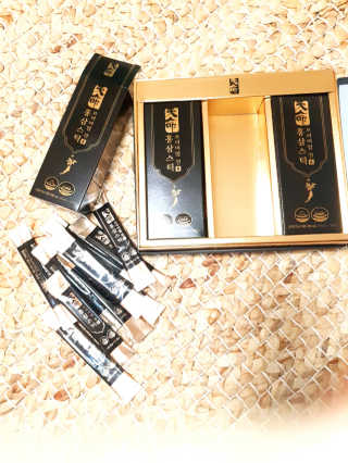 헬스업_천명진프리미엄홍삼스틱_10ml x 30포 — 4점을 준 리뷰어가 2020년 10월 올린 사용 사진