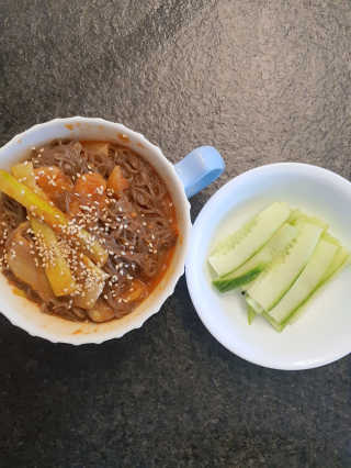 [해주냉면] 신천맛집 매운 비빔냉면 2인분 + 무절임 — 5점을 준 리뷰어가 2020년 5월 올린 사용 사진