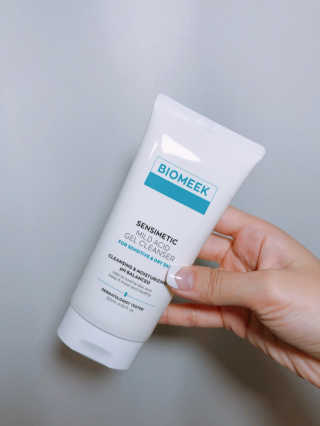 바이오믹 BIOMEEK SENSIMETIC MILD ACID CLEANSER — 5점을 준 리뷰어가 2020년 7월 올린 사용 사진