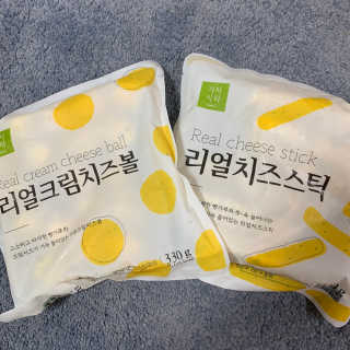 가치식탁 리얼치즈스틱, 리얼크림치즈볼 — 5점을 준 리뷰어가 2020년 7월 올린 사용 사진
