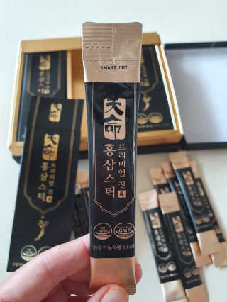 헬스업_천명진프리미엄홍삼스틱_10ml x 30포 — 5점을 준 리뷰어가 2020년 7월 올린 사용 사진
