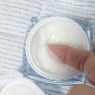 델라본 마린 콜라겐 수분크림 — 5점을 준 리뷰어가 2020년 7월 올린 사용 사진