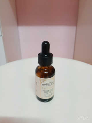 [스킨큐어] 산다화 비타민C 화이트닝 에센스 30ml — 4점을 준 리뷰어가 2020년 4월 올린 사용 사진