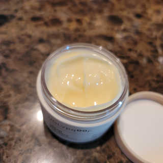 어글리프루프 크림 바이어글리 하이드레이션 샤워 50ml — 5점을 준 리뷰어가 2020년 11월 올린 사용 사진