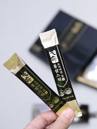 헬스업_천명진프리미엄홍삼스틱_10ml x 30포 — 5점을 준 리뷰어가 2020년 12월 올린 사용 사진