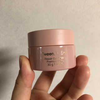 Tween.Ty Skin 트웬티스킨 리페어 아이크림 프리미엄 라인 — 4.5점을 준 리뷰어가 2020년 11월 올린 사용 사진