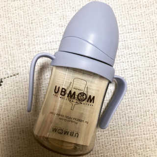 유비맘 샘방지 PPSU 빨대컵_컬러 랜덤 발송 — 5점을 준 리뷰어가 2020년 10월 올린 사용 사진
