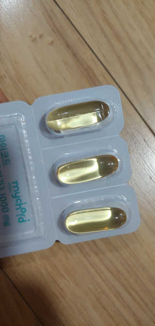 JW중외제약 마이코드 알티지 오메가3 1000 mg — 5점을 준 리뷰어가 2020년 9월 올린 사용 사진