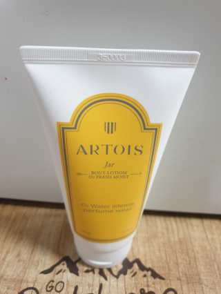 아르투아 ARTOIS 꽃밭에 누운듯 은은한 꽃향기, 아르투아 자르 바디로션 — 5점을 준 리뷰어가 2020년 7월 올린 사용 사진