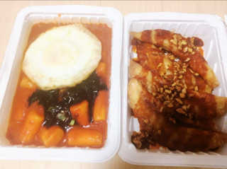 죠스떡볶이 [죠스푸드] 짜빠떡볶이+떡또그+범벅만두 신메뉴 3종 — 5점을 준 리뷰어가 2020년 4월 올린 사용 사진