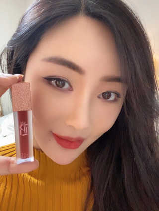 [블랙루즈] 에어 핏 벨벳틴트7 택1+랜덤1 — 4점을 준 리뷰어가 2020년 11월 올린 사용 사진