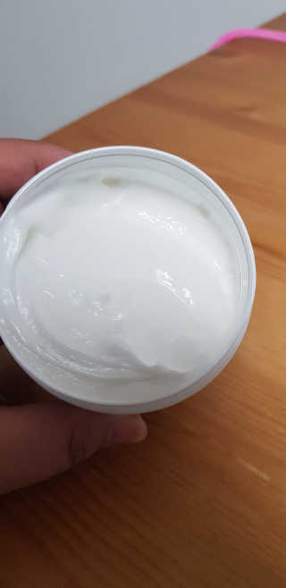 인그람스 캠퍼 크림 오리지널 300ml — 5점을 준 리뷰어가 2020년 4월 올린 사용 사진