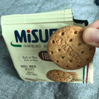 미주라 MiSURA 통밀 4종 — 5점을 준 리뷰어가 2020년 11월 올린 사용 사진