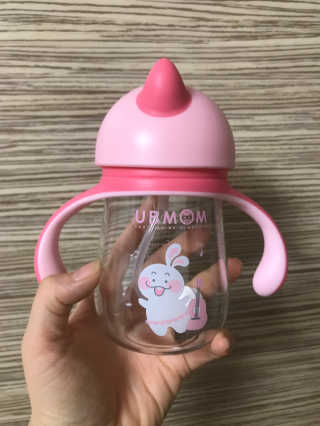 유비맘 트라이탄 코니빨대컵_컬러 랜덤 발송 — 리뷰어가 2020년 10월 올린 사용 사진