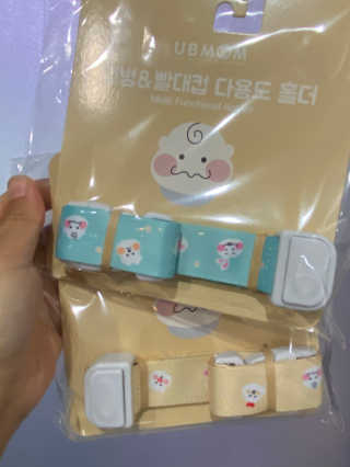 유비맘 젖병 빨대컵 다용도 홀더 1+1 _ 컬러 랜덤 발송 — 4점을 준 리뷰어가 2020년 10월 올린 사용 사진