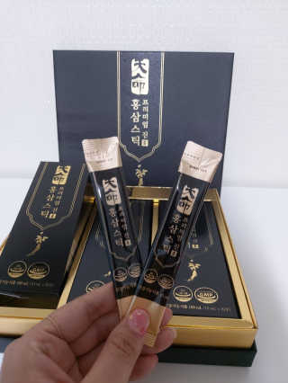 헬스업_천명진프리미엄홍삼스틱_10ml x 30포 — 5점을 준 리뷰어가 2020년 8월 올린 사용 사진