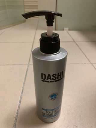 다슈코리아 다슈 데일리 두피 딥 클렌징 샴푸 500ml — 5점을 준 리뷰어가 2020년 10월 올린 사용 사진