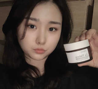 La Theorie Hydrating Ingredients | 하이드레이팅 인그레이디언츠 — 5점을 준 리뷰어가 2020년 4월 올린 사용 사진