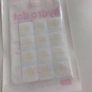 엘라밴드 하이드로 도트 스팟패치 12mm, 10mm — 5점을 준 리뷰어가 2020년 11월 올린 사용 사진