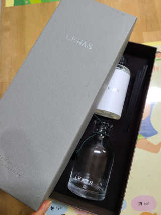 레나스 프리미엄 아로마 디퓨저 200ml  [1SET] — 5점을 준 리뷰어가 2020년 7월 올린 사용 사진