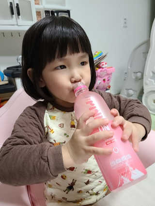 [활력충전 이온음료] 히말라야 핑크솔트를 담은 핑크온 — 5점을 준 리뷰어가 2020년 10월 올린 사용 사진
