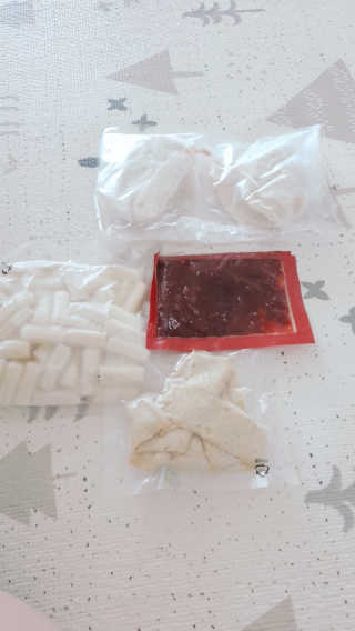 [심플리쿡]창화당떡볶이+모둠만두, 쫄면+굴림만두 SET — 5점을 준 리뷰어가 2020년 9월 올린 사용 사진