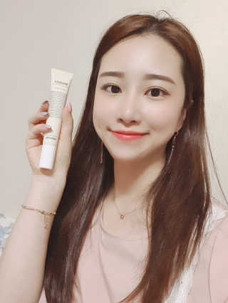 메디필 매직클 핸드 네일 드 살롱 — 5점을 준 리뷰어가 2020년 6월 올린 사용 사진