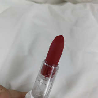 셀프코딩 코드 레드 소프트 립스틱 — 5점을 준 리뷰어가 2020년 7월 올린 사용 사진