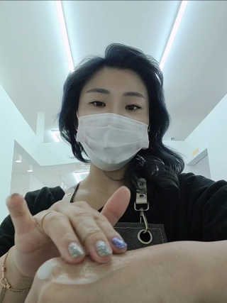 [마더메이드]엑스폴리에이팅 아쿠아 필링젤 w.그린티_K — 5점을 준 리뷰어가 2020년 10월 올린 사용 사진
