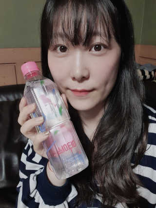 아쿠아스 플레이버워터 ★[아쿠아스] 복숭아 플레이버워터 1BOX 20개입★ — 4.5점을 준 리뷰어가 2020년 6월 올린 사용 사진