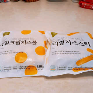 가치식탁 리얼치즈스틱, 리얼크림치즈볼 — 4.5점을 준 리뷰어가 2020년 7월 올린 사용 사진