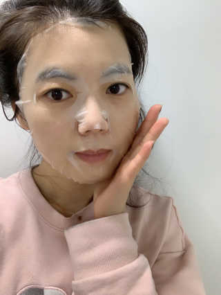 리더스코스메틱 리더스 인솔루션 바세린 마스크 2종 — 4.5점을 준 리뷰어가 2020년 4월 올린 사용 사진