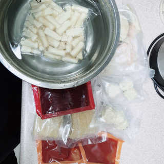 [심플리쿡]창화당떡볶이+모둠만두, 쫄면+굴림만두 SET — 5점을 준 리뷰어가 2020년 9월 올린 사용 사진