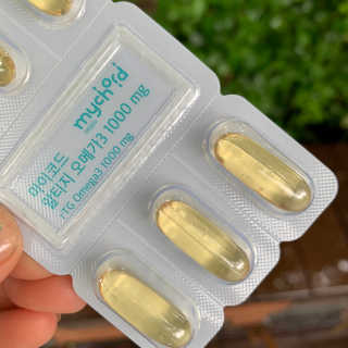 JW중외제약 마이코드 알티지 오메가3 1000 mg — 4.5점을 준 리뷰어가 2020년 7월 올린 사용 사진