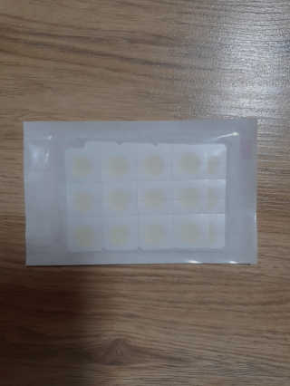 엘라밴드 하이드로 도트 스팟패치 12mm, 티트리 — 4점을 준 리뷰어가 2020년 8월 올린 사용 사진