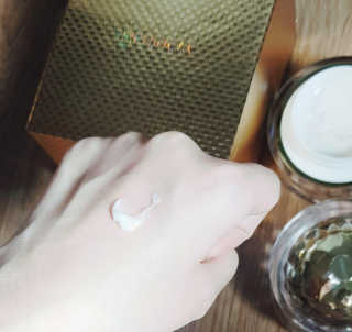 메디힐 캘러스 멀티 골드 리프팅 크림 — 5점을 준 리뷰어가 2020년 9월 올린 사용 사진