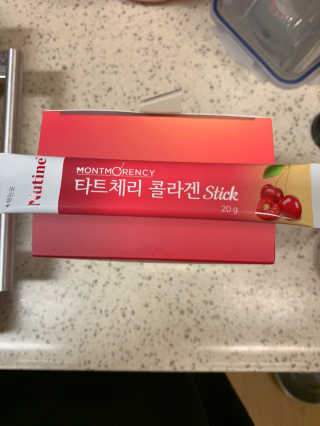 뉴틴 타트체리 콜라겐 스틱 20g X 30포 — 5점을 준 리뷰어가 2020년 7월 올린 사용 사진