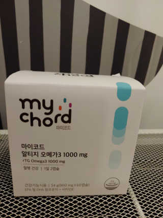 JW중외제약 마이코드 알티지 오메가3 1000 mg — 5점을 준 리뷰어가 2020년 9월 올린 사용 사진