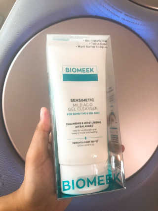 바이오믹 BIOMEEK SENSIMETIC MILD ACID CLEANSER — 5점을 준 리뷰어가 2020년 8월 올린 사용 사진