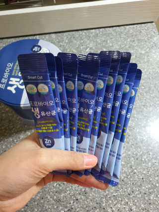 서울약사신협_프로바이오생유산균_2.5G x 100포 — 5점을 준 리뷰어가 2020년 4월 올린 사용 사진